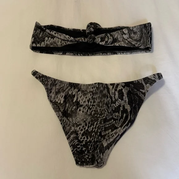 NWOT Melissa Odabash Snakeskin Python Strapless Matching Bikini Set (Small/6) - Picture 5 of 10